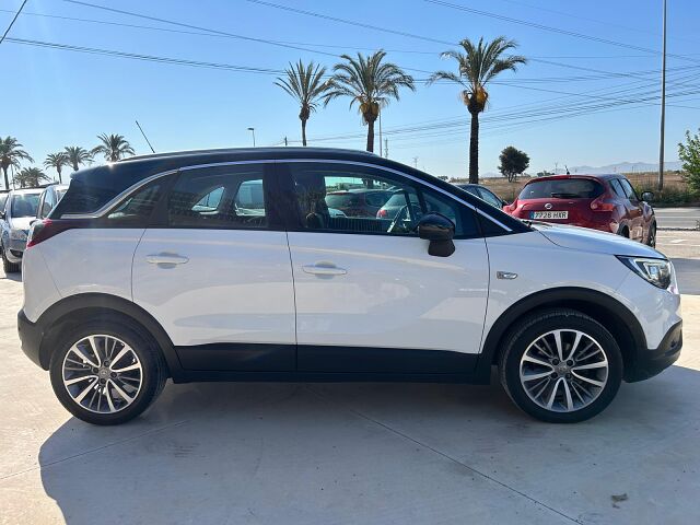 OPEL CROSSLAND X EXCELLENCE 1.2 MANUAL SPANISH LHD IN SPAIN 98000 MILES SUPER 2017